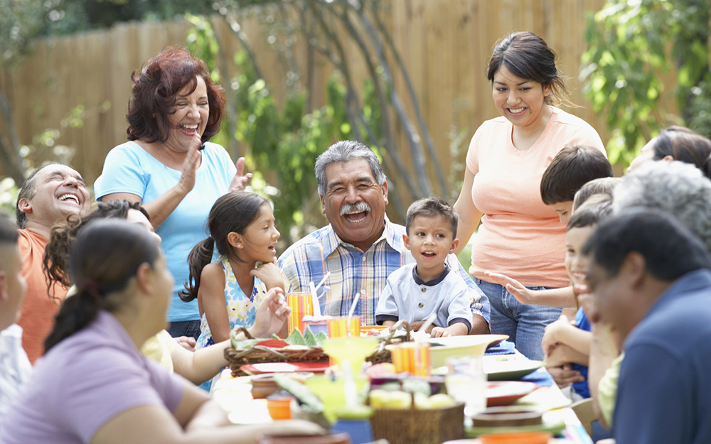 healthy grilling, safe food on the grill, healthy options, family, char