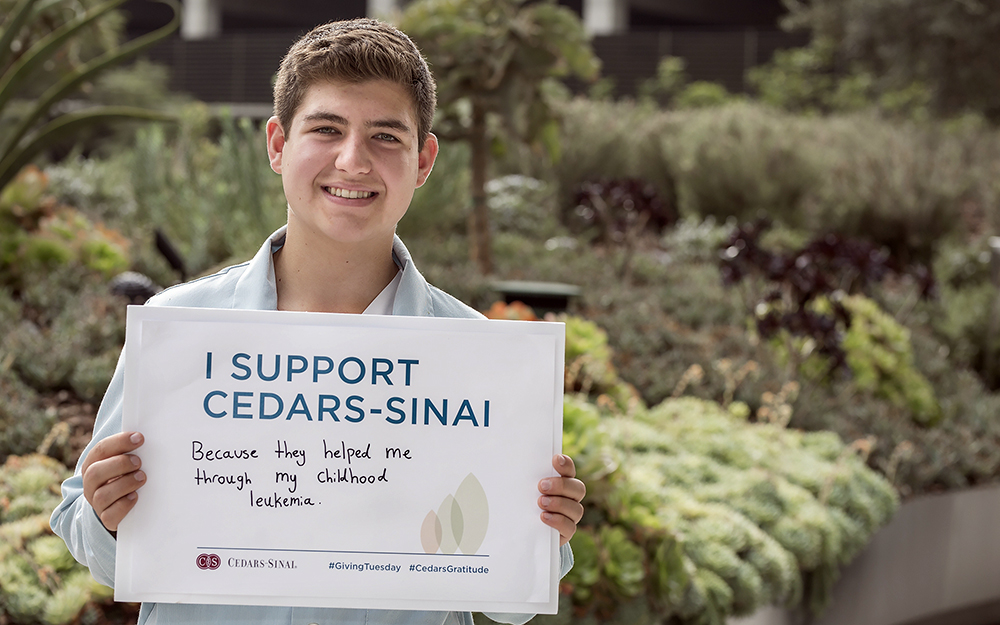 Cedars-Sinai cancer patient and teen volunteer Ben Pearson