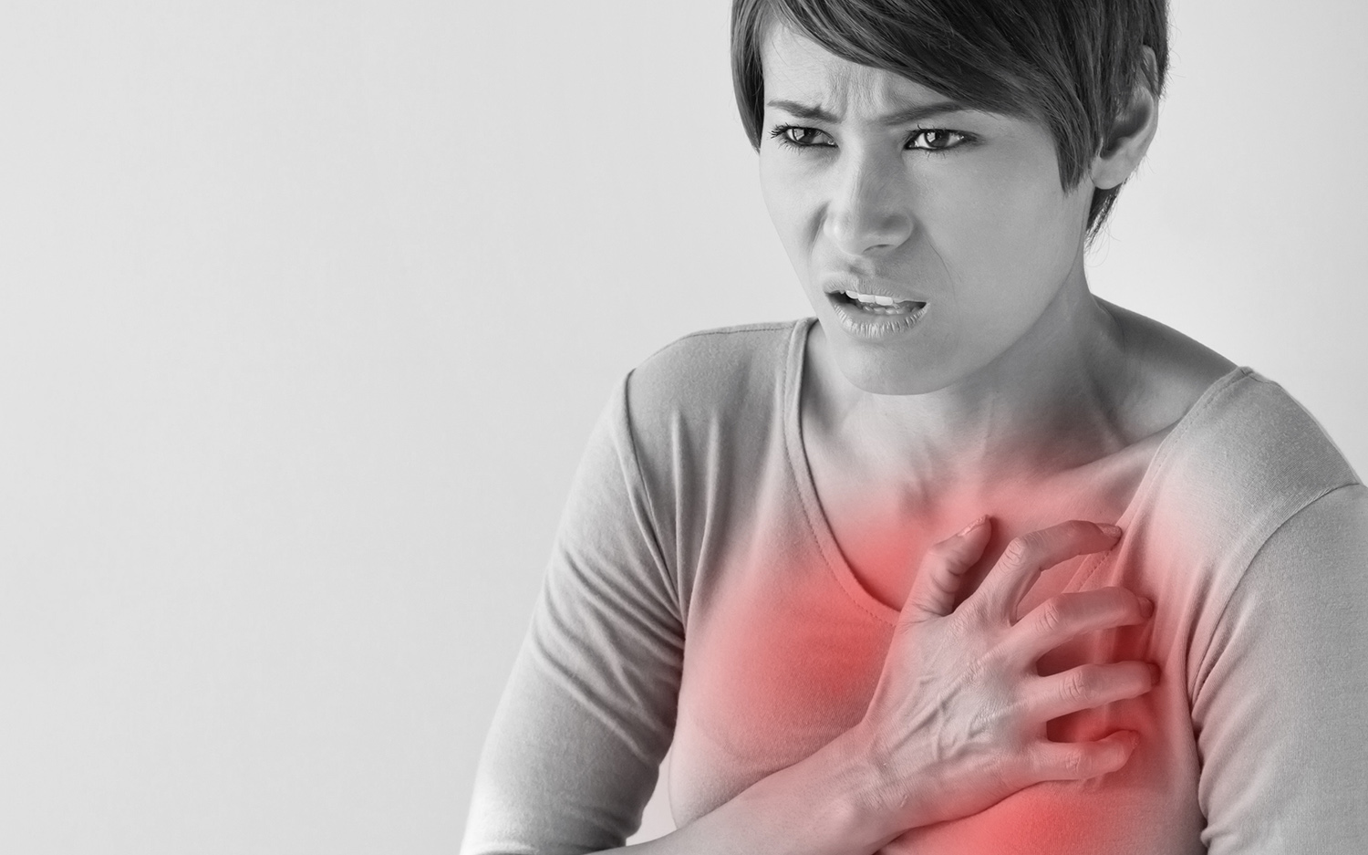 Chest Pains in Women Could Be Undiagnosed Heart Attacks