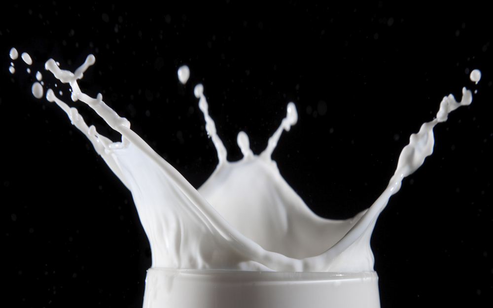 milk alternatives, cow milk, soy milk, nut milk, rice milk, pea milk, coconut milk, oat milk