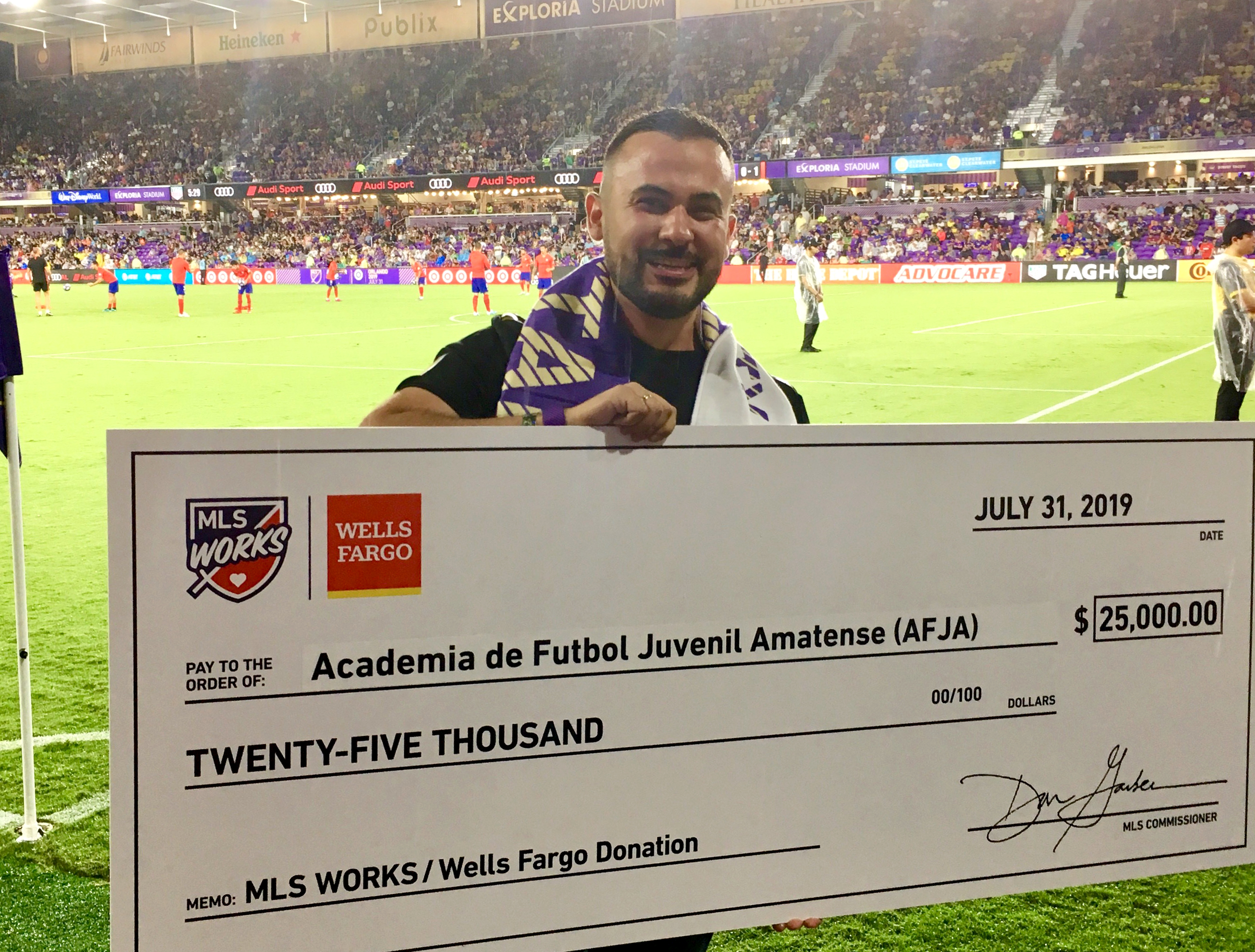 Steven Levy Cruz, Major League Soccer, Community MVP, Award, 2019