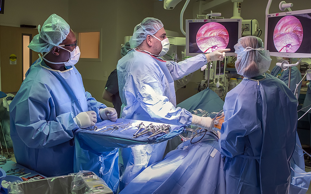 Cedars-Sinai's Team Leads the Next Generation of Thoracic Robotic Surgeons ... teaser image