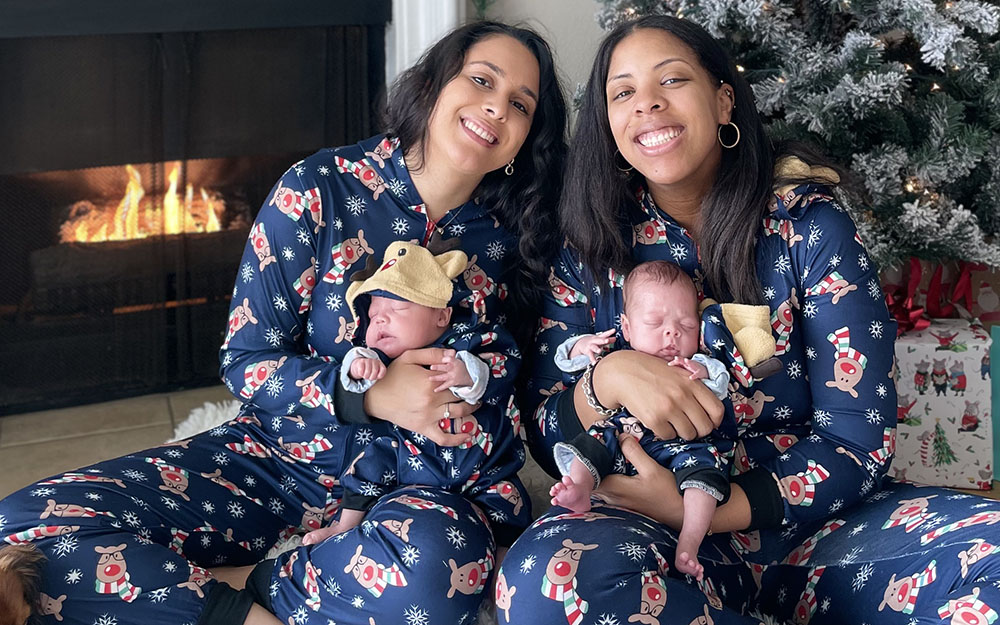 Victoria Green and Emily Mendez with their twins, Silver and Grey.