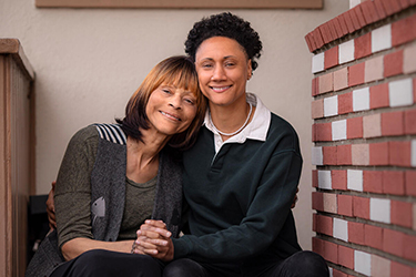 Evelyn Victor with her daughter Kristen.