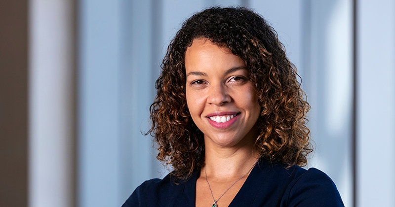 Head shot of Cedars-Sinai Diversity and Inclusion Director Nicole Mitchell