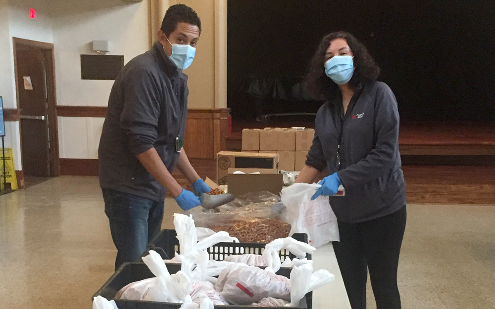 Cedars-Sinai Community Health Teams Support COVID-19 Relief Efforts teaser image